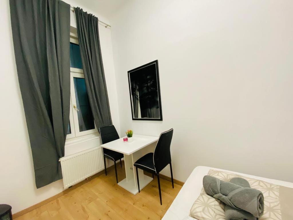 Premium Triple Room Dw Wenen Buitenkant foto